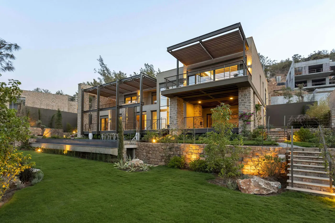Modern House With Outdoor Lighting and Beautiful Yard